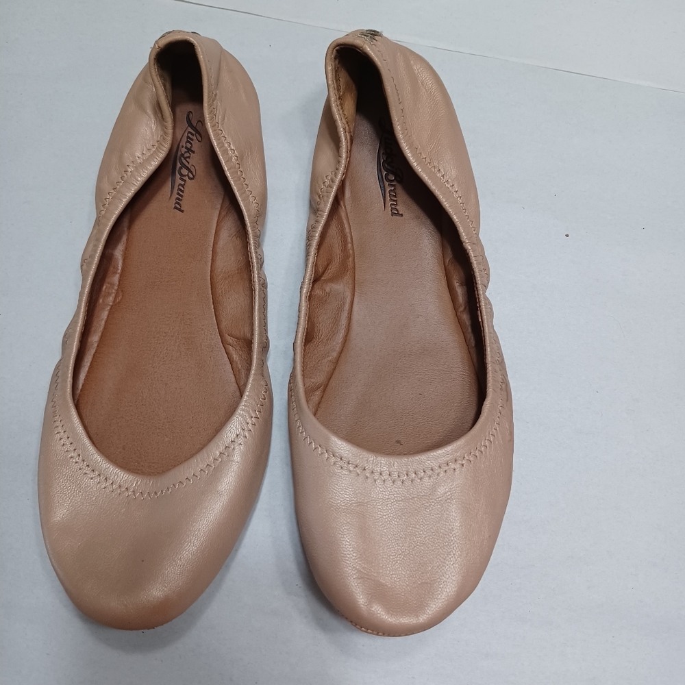 Lucky brand ballet Flat nude shimmer 9M